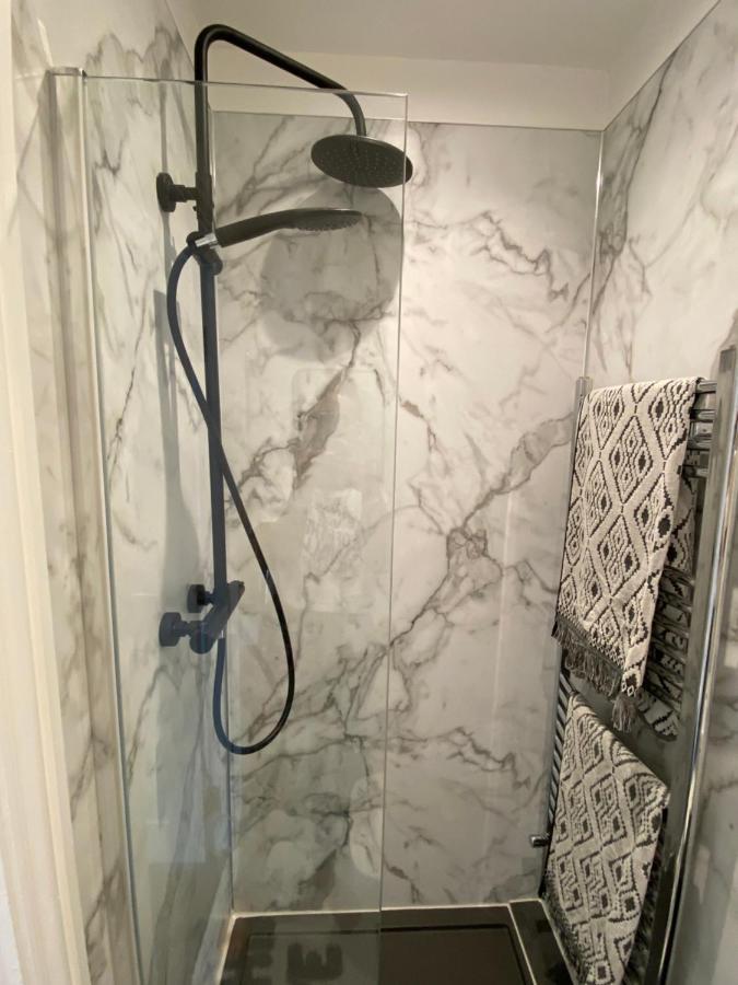 Luxury Spacious Renovated Townhouse Grantham Exteriör bild
