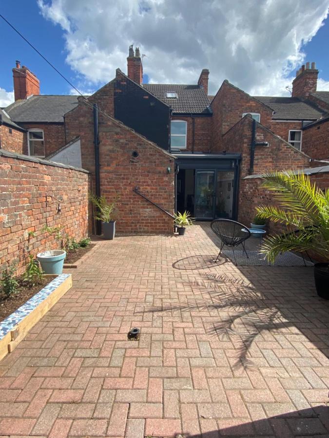 Luxury Spacious Renovated Townhouse Grantham Exteriör bild
