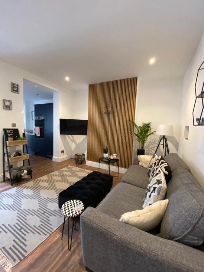 Luxury Spacious Renovated Townhouse Grantham Exteriör bild